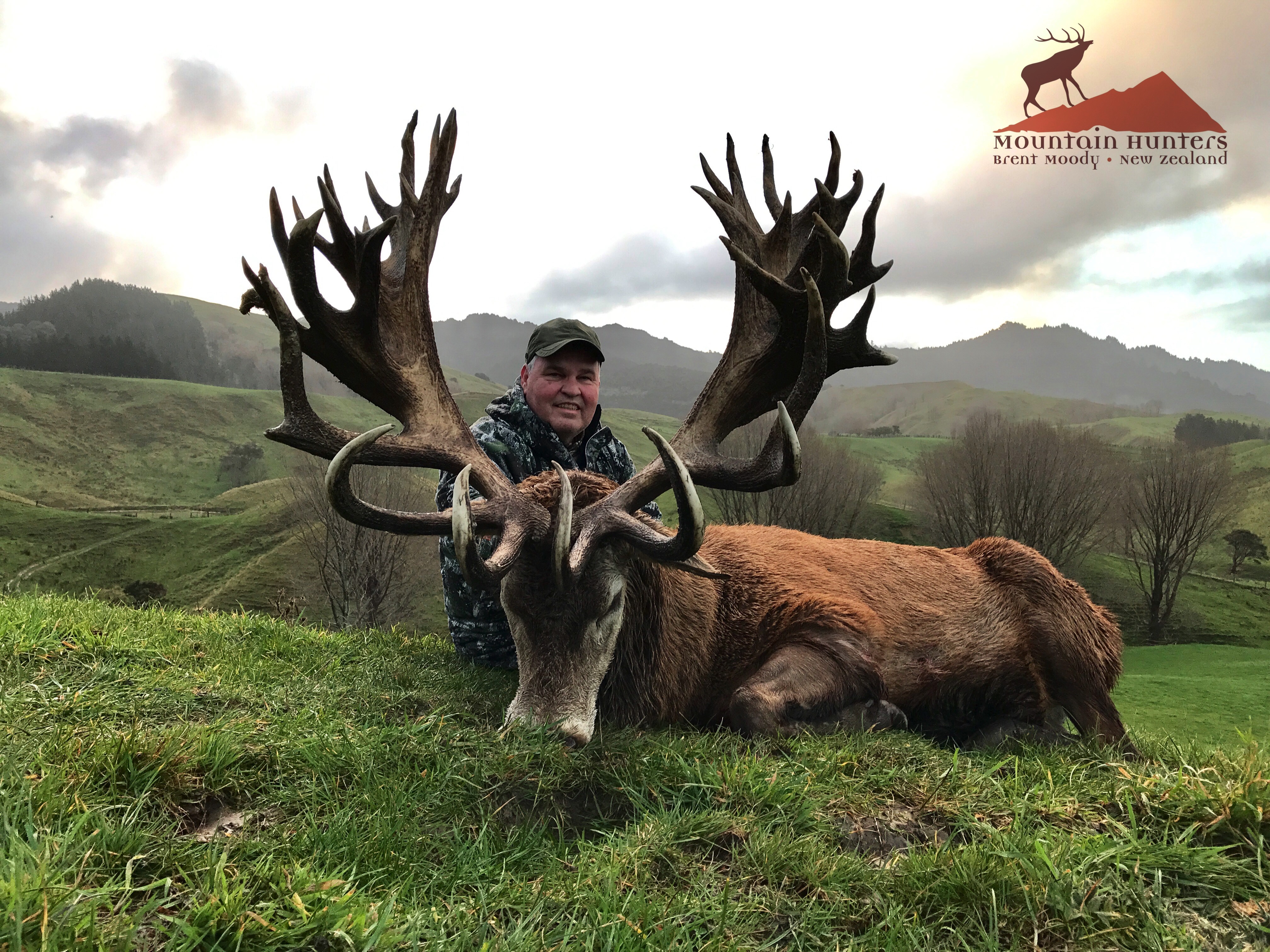 Mikes 500+ Red Stag | Mountain Hunters