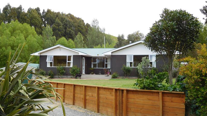 North Island Ranch House